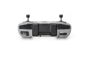DJI RC-N3 kumandanın arka yüzü ve bağlantı noktaları