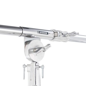 Avenger Junior Boom, w/Built-in Grip Head & counterweight D650 - Thumbnail