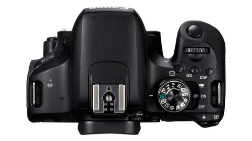 Canon 800D 18-135mm IS STM DSLR Kit Fotograf Makinesi