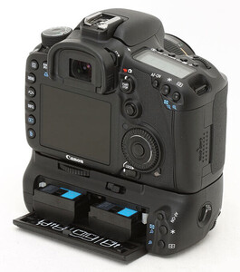 Canon BG-E7 Orijinal Battery Grip ( Canon 7D ) - Thumbnail