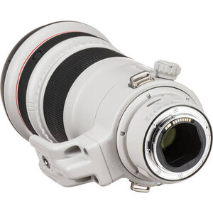 Canon EF 300mm f/2.8L IS II USM Lens - Thumbnail