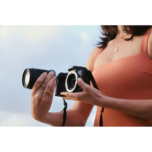 Canon EOS R10 Body Aynasız Fotoğraf Makinesi (EF to EOS R Adaptör İle Birlikte) - Thumbnail