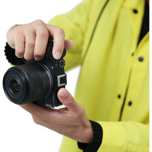 Canon EOS R50 V Body Aynasız Vlog Makinesi - Thumbnail