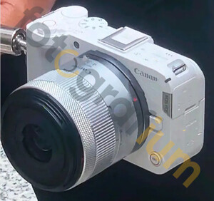 Canon - Canon EOS RV Body Aynasız Fotoğraf Makinesi
