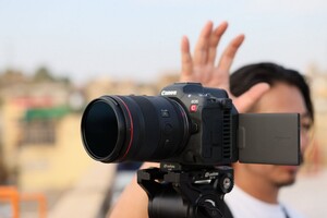 Canon RF 35mm f/1.4 L VCM Lens - Thumbnail