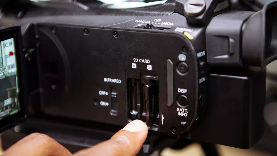 Canon XA60 4K Profesyonel Video Kamera - Thumbnail