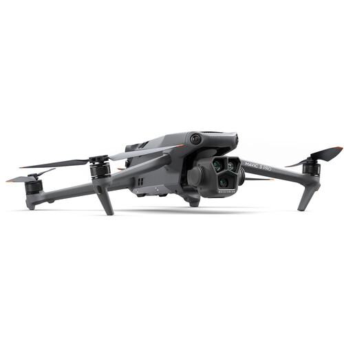 DJI Mavic 3 Pro Fly More Combo (DJI RC)