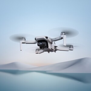 DJI - DJI Mini 4K Fly More Combo (1)