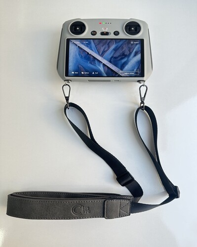 DJI RC / RC 2 / RC PRO Ekranlı Kumanda Askı Aparatı