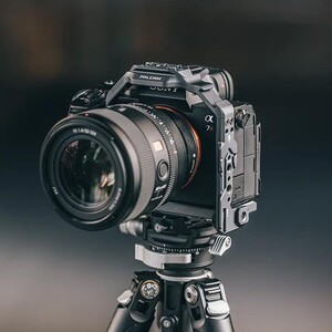 Falcam C00B3605 Sony a7RV İçin Quick Release Kamera Kafesi (F22 & F38 & F50) - Thumbnail
