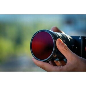 Freewell M2 Magnetic Quick Swap 1/4 Glow Mist Filter (82mm) - Thumbnail