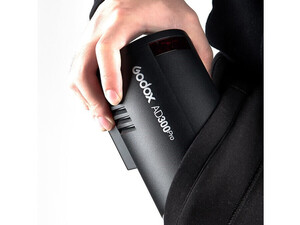 Godox AD300Pro Taşınabilir Flaş Kit - Thumbnail