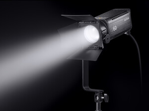 Godox S60 Odaklanabilir LED Video Işığı - Thumbnail