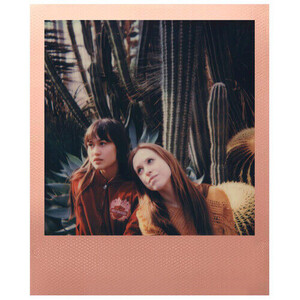 Polaroid - i-Type Film - Rose Gold Frame Edition