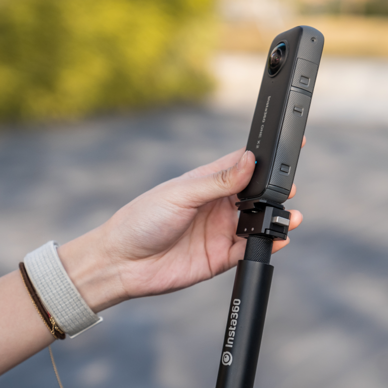 Insta360 - Insta360 Dash Cam Mount (1)