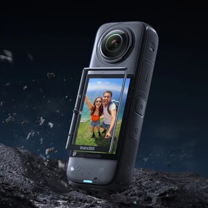 Insta360 X4 Screen Protector - Thumbnail