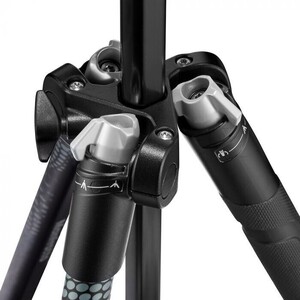 Manfrotto MKELMII4BK-BH Element MII Alimünyum Ters Katlanır Tripod Siyah - Thumbnail