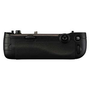 Nikon - Nikon MB-D16 Battery Grip ( Nikon D750 )