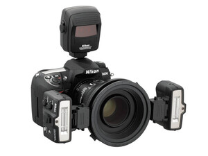 Nikon - Nikon R1C1 Flaş Kit