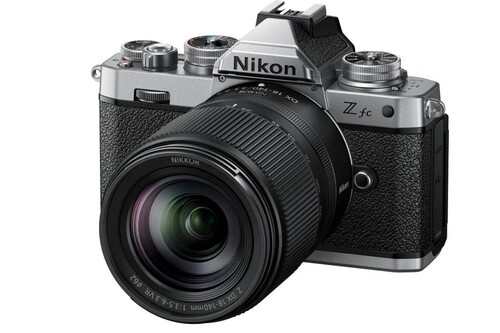 Nikon Z fc + Nikkor Z DX 18-140 VR Kit (Silver) ( 5500 TL Para İadesi )