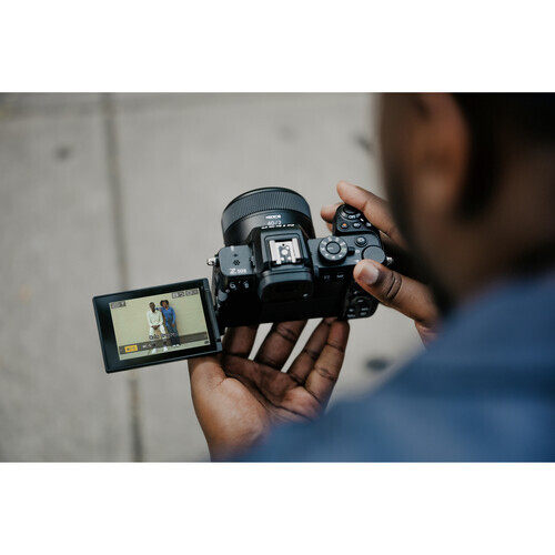 Nikon Z50 II 16-50mm + 50-250mm VR Lens Aynasız Fotoğraf Makinesi