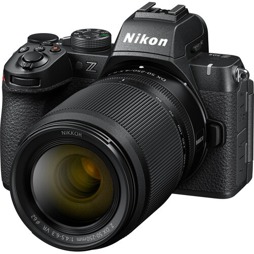 Nikon Z50 II 16-50mm + 50-250mm VR Lens Aynasız Fotoğraf Makinesi