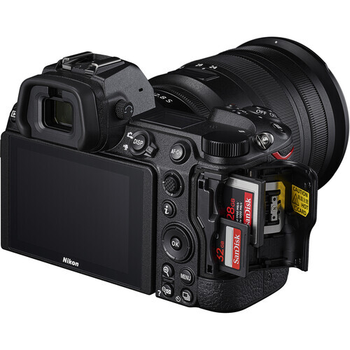 Nikon Z7 II 24-70mm f/4 Lens Kit ( 27500 TL Para İadesi )