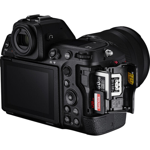 Nikon Z8 + 24-120mm f/4 Lens Kit ( 27500 TL Para İadesi )
