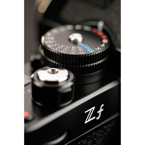 Nikon Zf + 40mm f/2 (SE) Lens Aynasız Kamera Kiti ( 11000 TL Para İadesi )