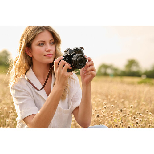 Nikon Zf + 40mm f/2 (SE) Lens Aynasız Kamera Kiti ( 11000 TL Para İadesi )