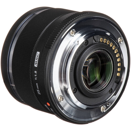 Olympus 25mm f/1.8 Aynasız Fotoğraf Makinesi Lensi