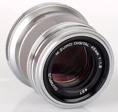Olympus 45mm f/1.8 MSC Prime Lens Gümüş