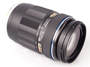 Olympus 75-300mm f/4.8-6.7 II Telefoto Zoom Lens - Thumbnail