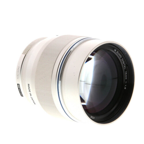 Olympus 75mm f/1.8 MFT Lens (Gümüş)
