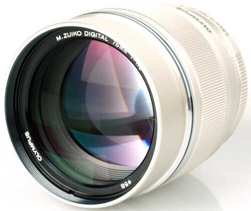 Olympus 75mm f/1.8 MFT Lens (Gümüş)