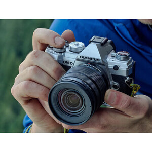 Olympus M.Zuiko Digital ED 12-45mm f/4 PRO Lens - Thumbnail