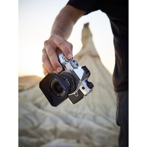 OM SYSTEM OM-5 Gümüş Aynasız Fotograf Makinesi - Thumbnail