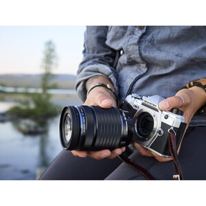 OM SYSTEM OM-5 Gümüş Aynasız Fotograf Makinesi - Thumbnail