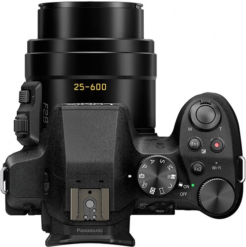 Panasonic DMC-FZ300EGK Dijital Kompakt Fotoğraf Makinesi