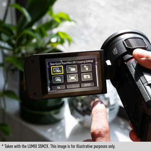 Panasonic HC-VX3 UHD 4K Video Kamera 24x Zoom - Thumbnail