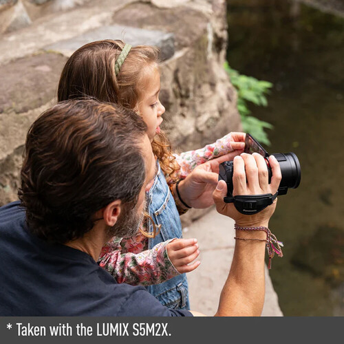 Panasonic HC-VX3 UHD 4K Video Kamera 24x Zoom