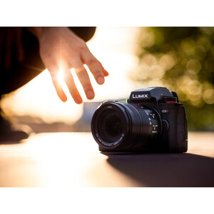 Panasonic Lumix G9 II Aynasız Fotoğraf Makinesi - Thumbnail