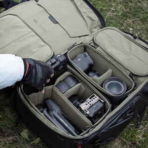 Pgytech - PGYTECH OnePro Flex Backpack 40L (Space Black) +Camera Insert L (1)
