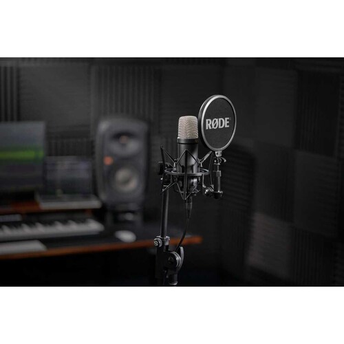 Rode NT1 Signature Series Stüdyo Condenser Mikrofon (Siyah)