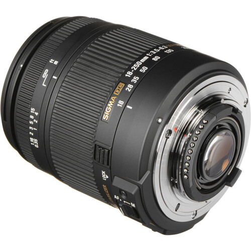 Sigma 18-250mm f/3.5-6.3 DC Macro OS HSM Lens (Canon EF)