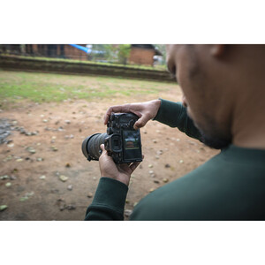 Sigma 70-200mm f/2.8 DG DN OS Spor Lens (Sony E) - Thumbnail