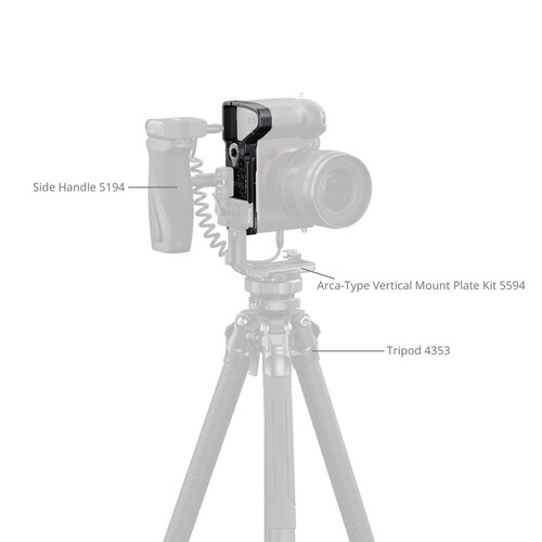 SmallRig 6033 Sony Alpha 7 V / 7R V / 7 IV için AirTag Yuvalı Taban Plakası