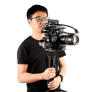 SmallRig 2075 C200 Monitör için EVF Desteği - Thumbnail