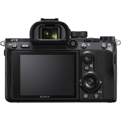 Sony Alpha A7 III 28-60mm Aynasız Fotoğraf Makinesi