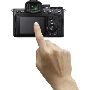 Sony Alpha A7 IV + Tamron 28-75mm f/2.8 G2 Lens Kit - Thumbnail